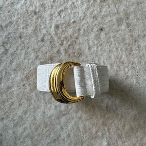Vintage white leather belt